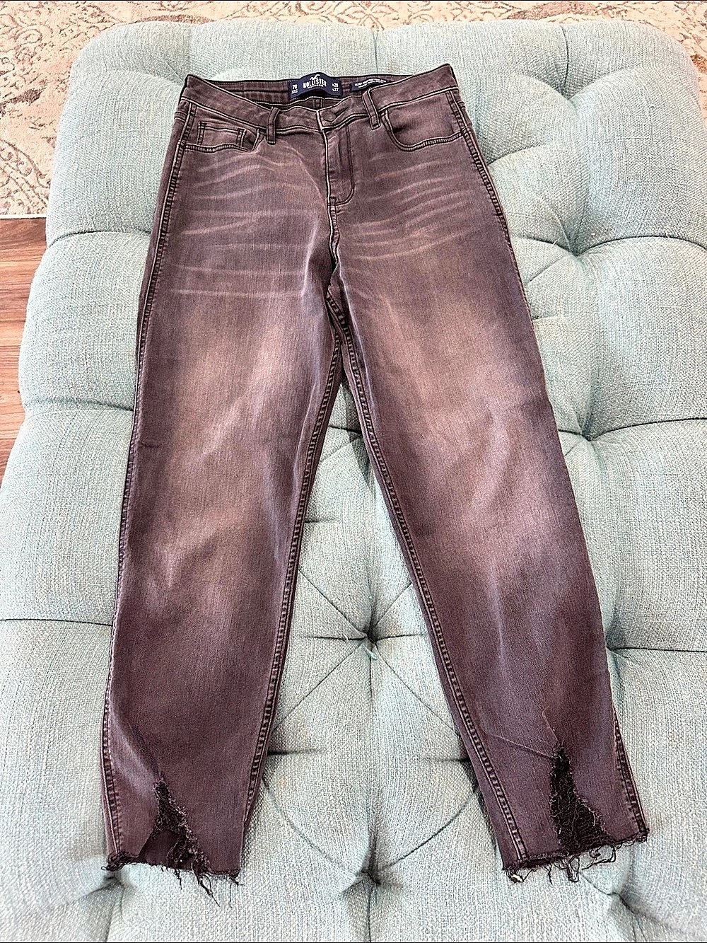 Hollister Ultra High-Rise Mom Jean Brown Waist 28